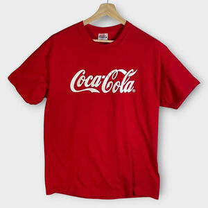 Coca-Cola Hanes Heavyweight Tag T-shirt LARGE (42-44) 100% Cotton Red Logo